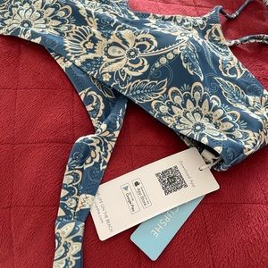 Cupshe wrap and tie bikini top, size L